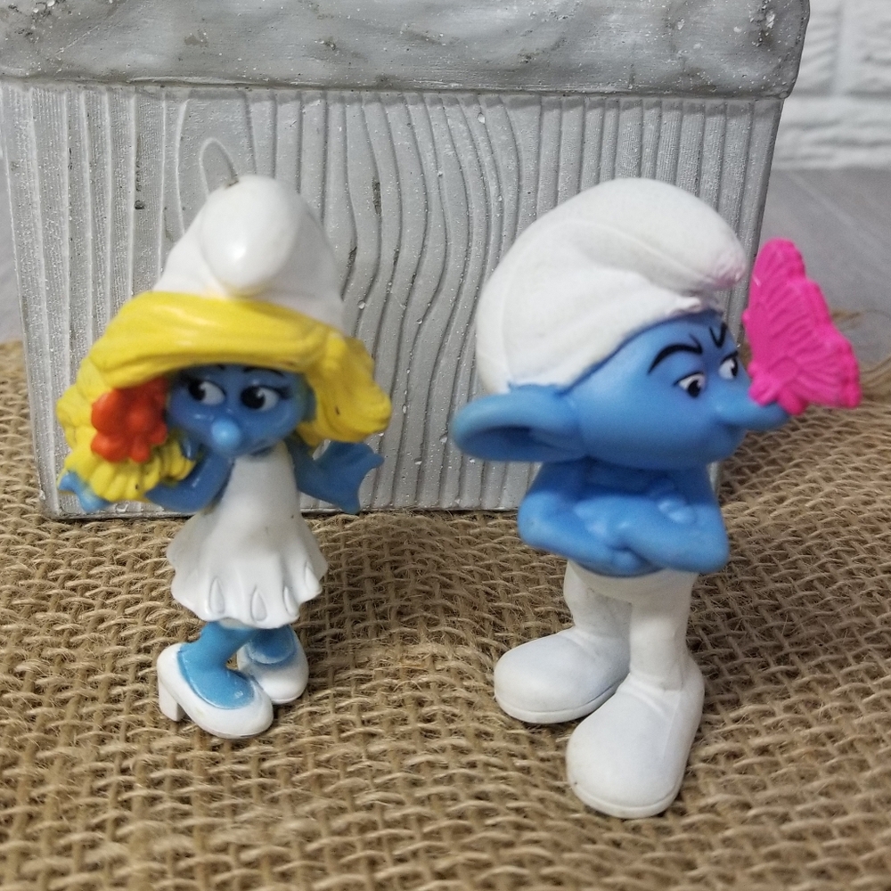 Grouchy and Smufette Smurfs Figures